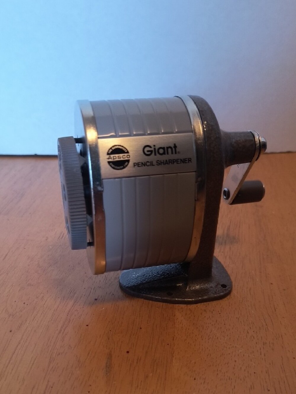 Vintage Giant Apsco Pencil Sharpener B3 - Picture 2 of 6